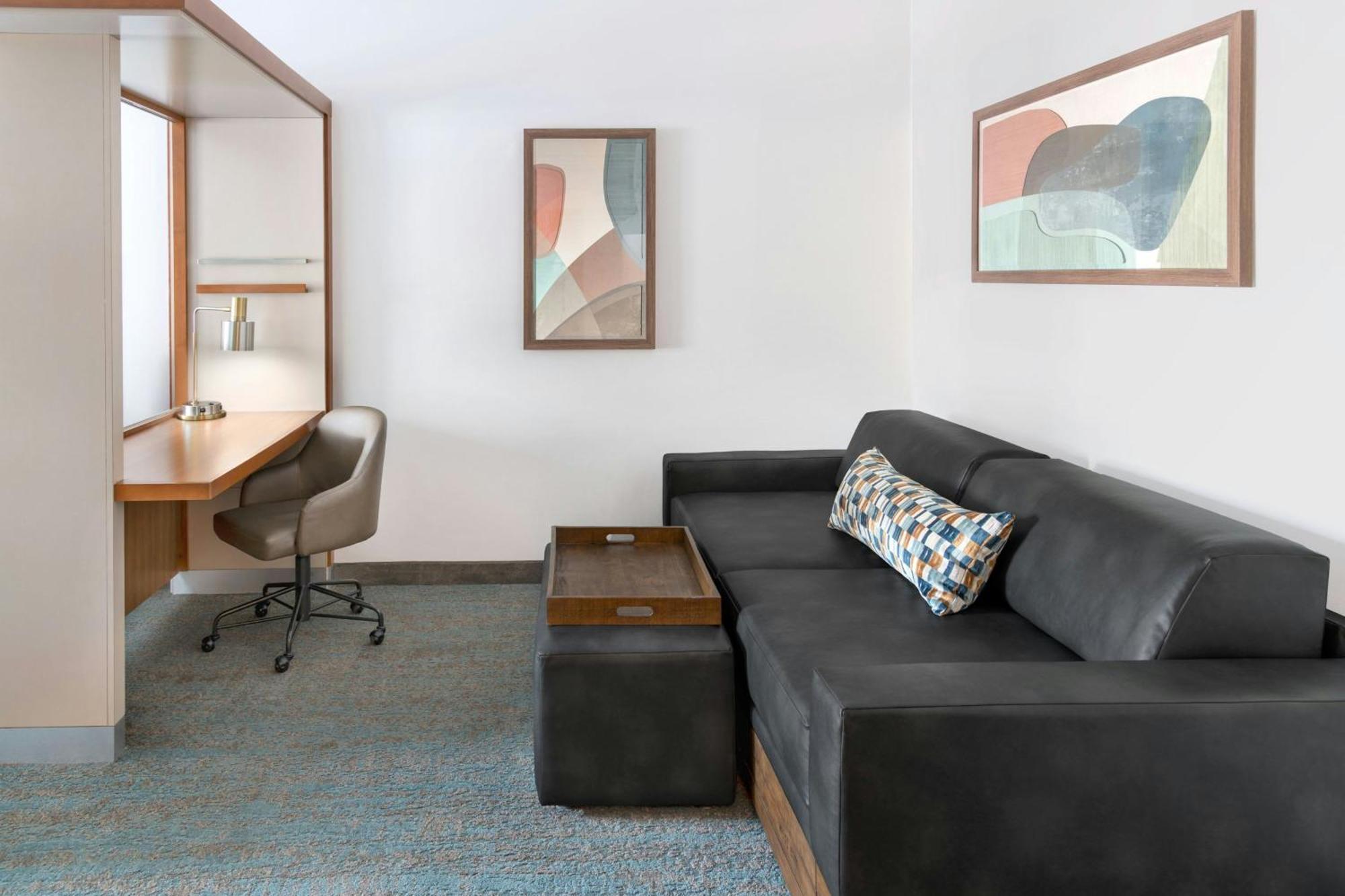 Springhill Suites Detroit Auburn Hills Exterior photo