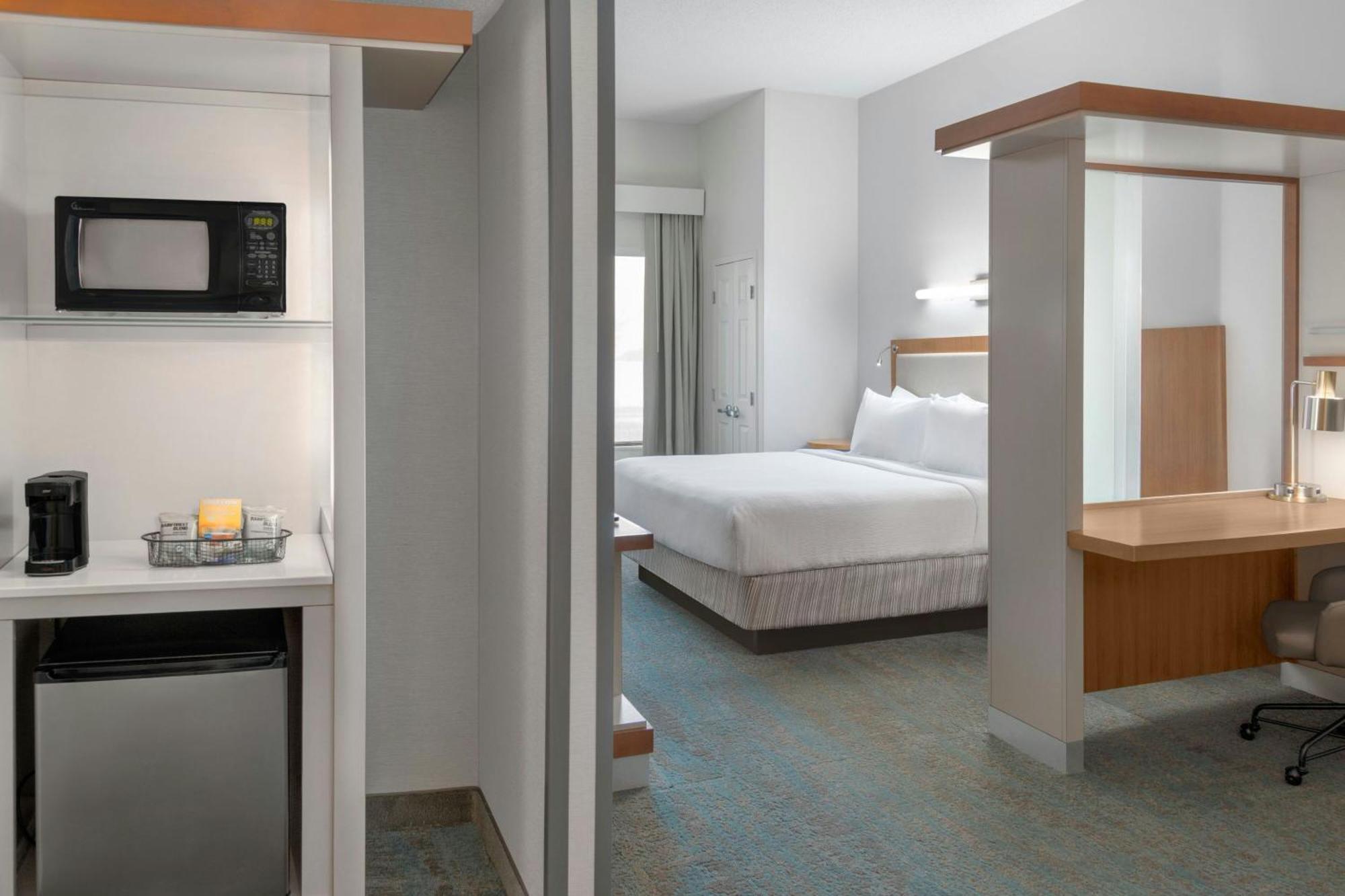 Springhill Suites Detroit Auburn Hills Exterior photo